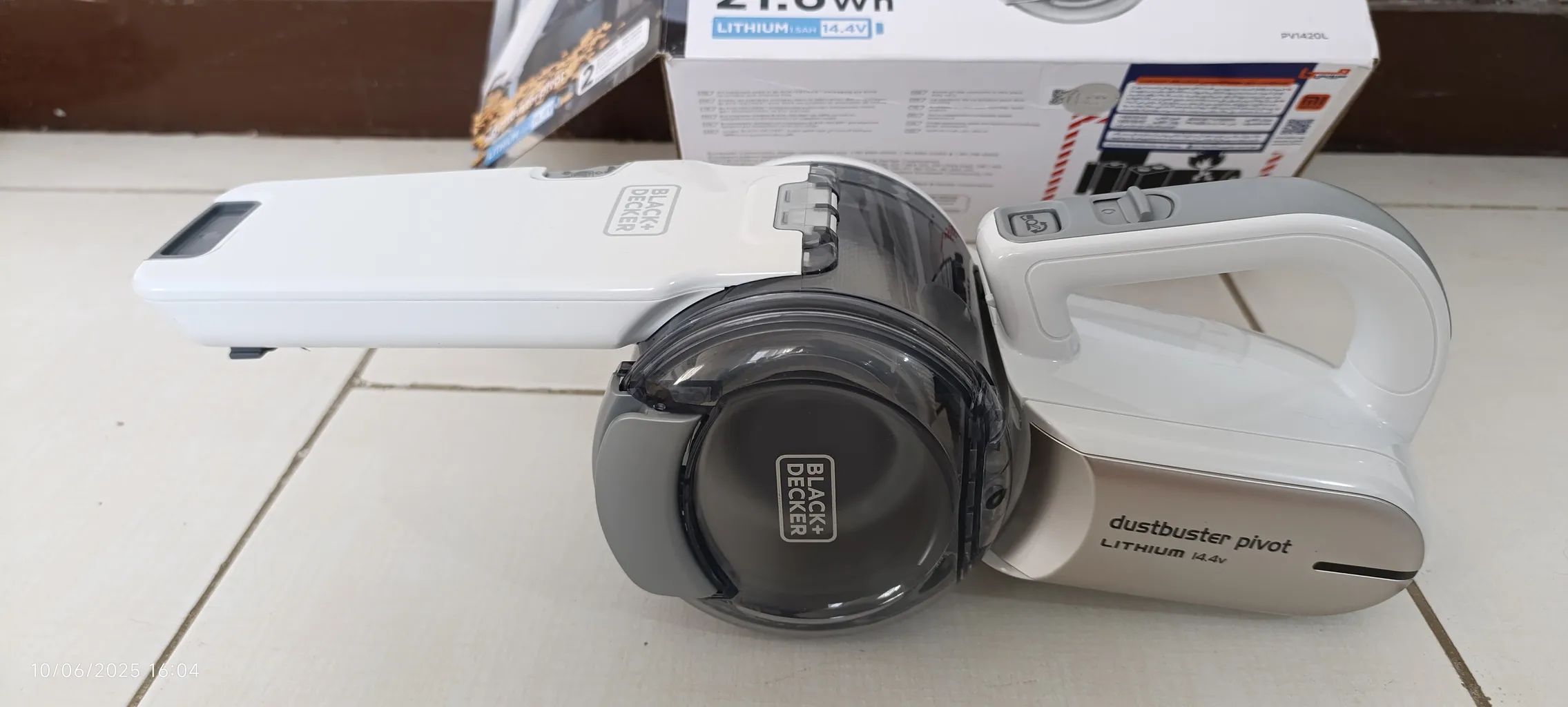 جارو شارژی بلک اند دکر مدل PV1420