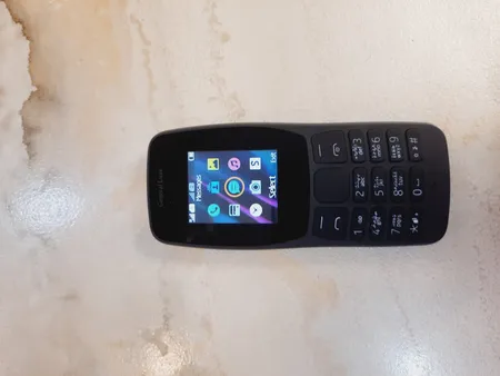 گوشی موبایل جنرال لوکس مدل 110 دو سیم کارت ظرفیت چهار مگابایت