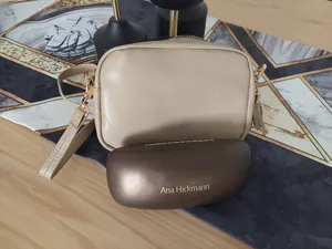 تجریه خرید کیف رودوشی زنانه چرم آرا مدل d058