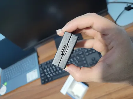 سوئیچ 1 به 2 HDMI مدل bama-311