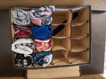 نظم دهنده لباس زیر و جوراب مدل PH-58