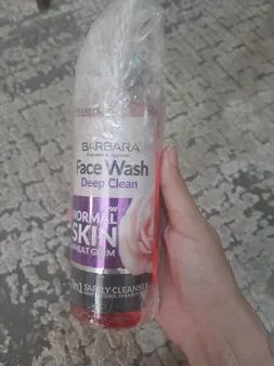 ژل شستشو صورت باربارا مدل WHEAT GERM حجم 370 میلی لیتر