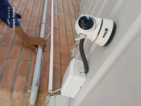 دوربین مداربسته تحت شبکه اسفیورد مدل SZM110