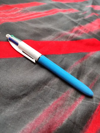 خودکار بیک مدل 4 رنگ