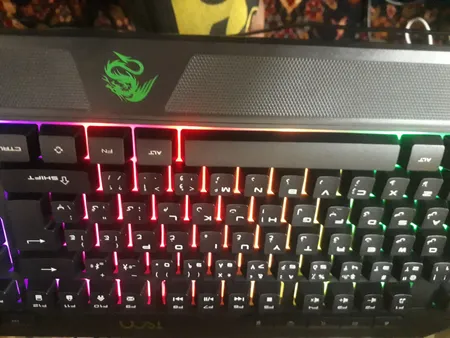 کیبورد گیمینگ تسکو مدل TK 8124، سوییچ ممبران، Full-Size، نورپردازی RGB LED