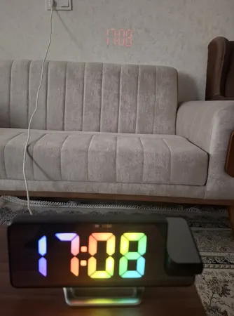 ساعت رومیزی دیجیتال مدل صفحه رنگی پروژکتوردار کد DCX-673