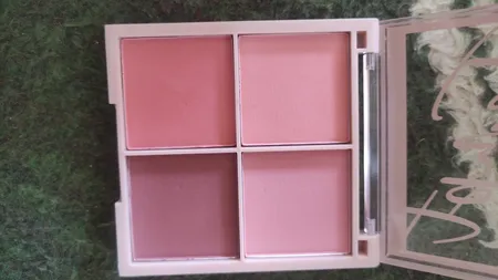 پالت رژگونه دودوگرل کد 03