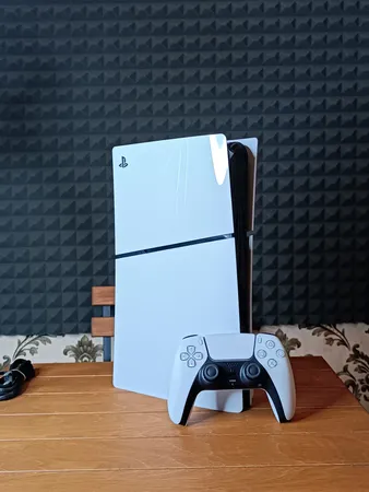 کنسول بازی سونی مدل PlayStation 5 Slim ظرفیت یک ترابایت ریجن 2000 آسیا
