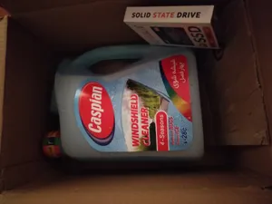 تجریه خرید محلول شیشه‌شوی خودرو کاسپین مدل Non-Smearing حجم 4 لیتر