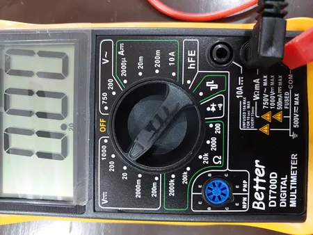 مولتی متر دیجیتال مدل DT700D