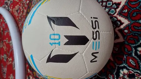 توپ فوتبال مدل لاستیکی  Messi Argentina2022
