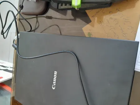 اسکنر کانن مدل CanoScan LiDE 300