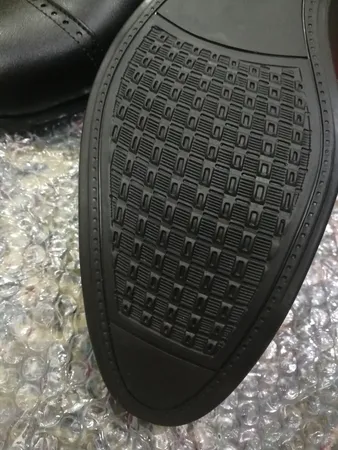 کفش مردانه مدل k.baz.097