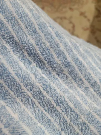 حوله استخری سوییت هوم مدل نانو طرح استریپ سایز 70x140 سانتی متر