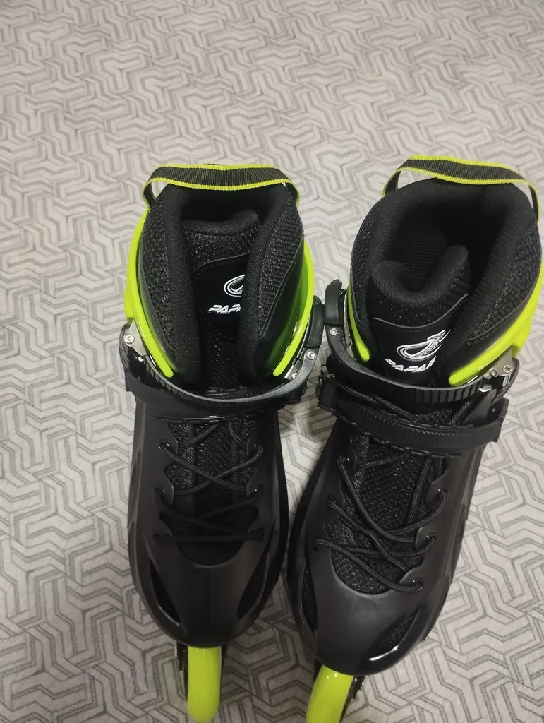 اسکیت کفشی مدل سه چرخ پاپایسون سایز 41-44