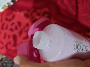 تجریه خرید شامپو بدن شون مدل Strawberry And Milk حجم 300 میلی لیتر