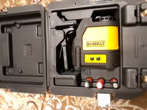 تجریه خرید تراز لیزری  مدل نور سبز کد 1