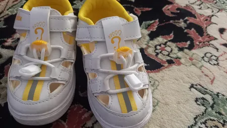 صندل دخترانه مدل 1032YL