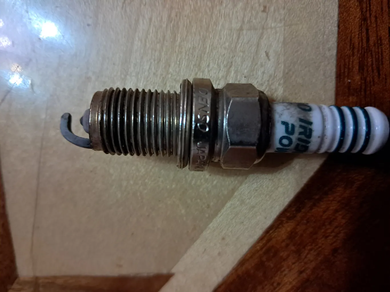 شمع خودرو دنسو مدل سوزنی کد 4IK20 بسته 4 عددی