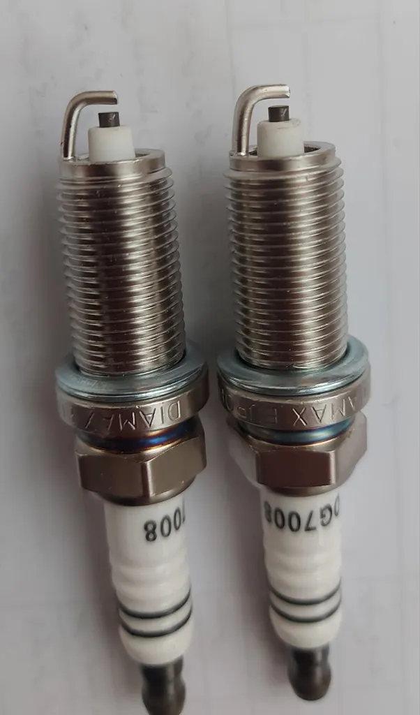 شمع خودرو دیامکس مدل DC POWER پایه بلند بسته 4 عددی