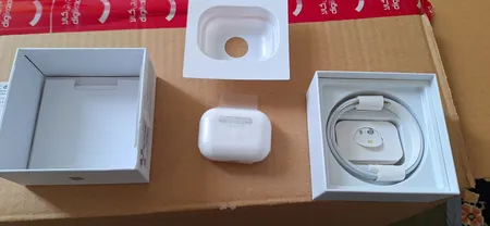 هدفون بلوتوثی مدل AirPods Pro 2nd Generation MQD83CHA