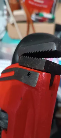 آچار لوله گیر ایران پتک مدل DB 1810 سایز 18 اینچ