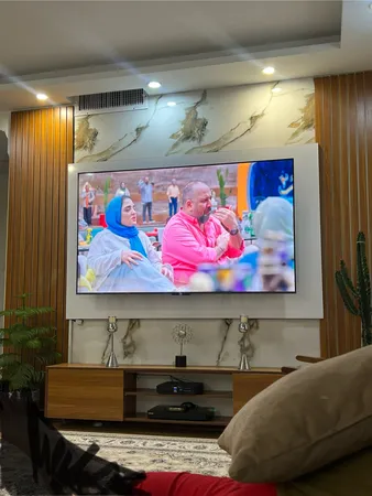 تلویزیون ال ای دی هوشمند تی سی ال مدل 75P735 سایز 75 اینچ