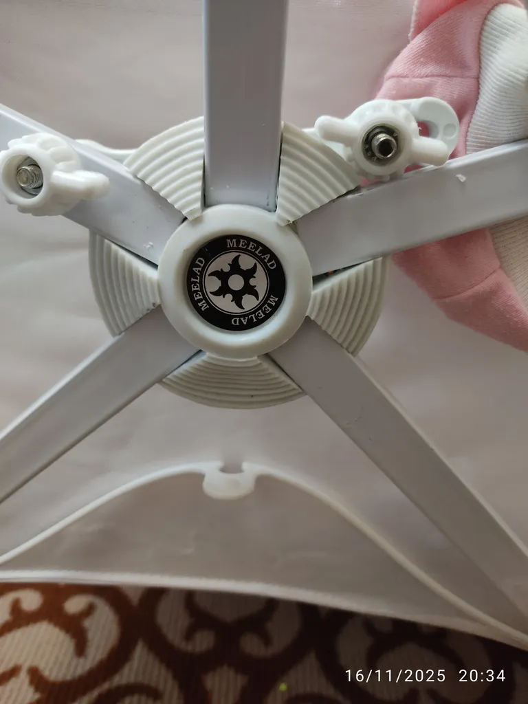 گهواره نوزاد میلاد مدل الگانس کد 001