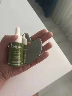 روغن صورت ژنوبایوتیک مدل CBD حجم 25 میلی لیتر