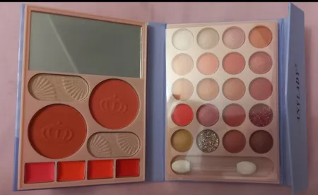 سایه آرایش صورت انی لیدی مدل خرگوش توت فرنگی