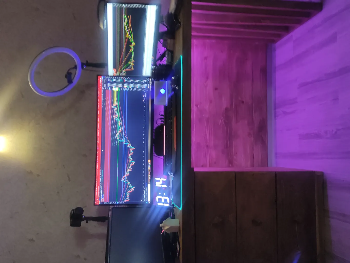 ریسه ال ای دی دریم لایت مدل RGB 5050 طول 5 متر