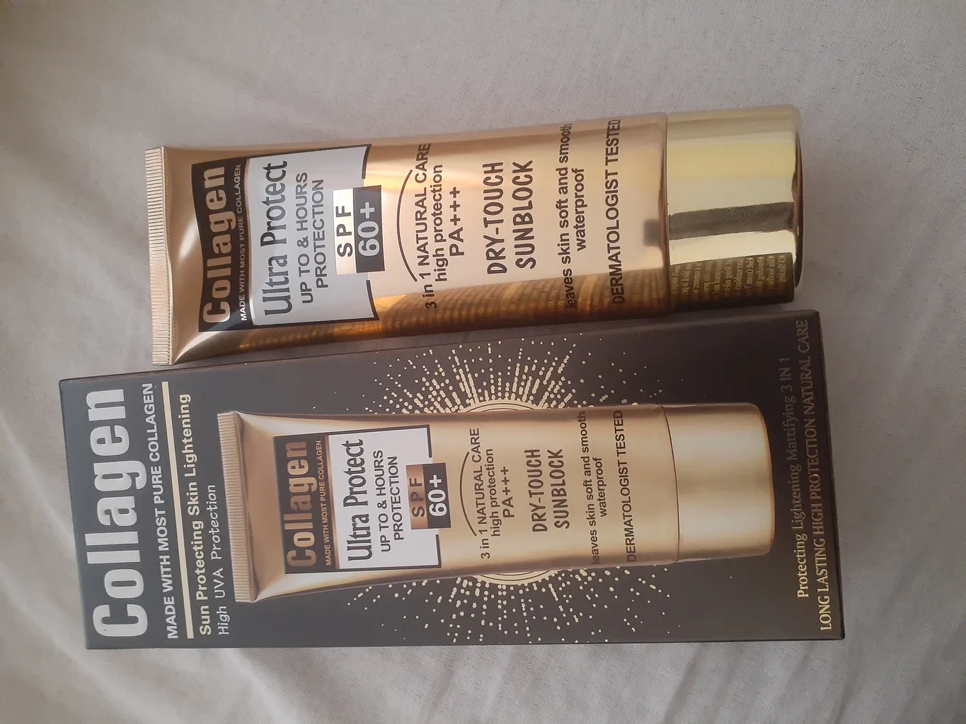 کرم ضد آفتاب بدون رنگ کلاژن، 60 SPF، مدل Ultra Protect، مناسب انواع پوست و حجم 130 میلی‌لیتر، محافظت کننده در برابر اشعه UVA و UVB، ضد آب، +++ PA، نرم کننده، روشن کننده پوست، مات کننده، با ماندگاری 2 ساعته