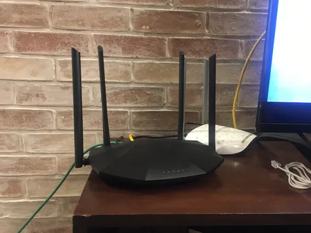 روتر بی سیم تندا مدل AC19 کد AC2100