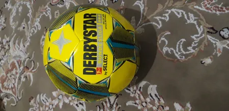 توپ فوتبال مدل بوندسلیگا دوخت ماشینی کد 2023