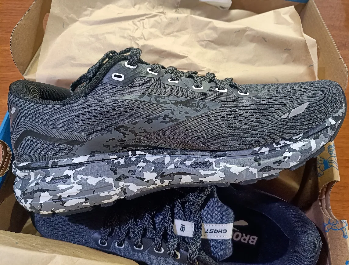 کتانی مخصوص دویدن مردانه بروکس مدل Ghost 15 کد 1103931D004