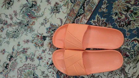 دمپایی زنانه ال سی وایکیکی مدل آنتی شوک استپ دار