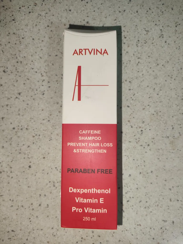 شامپو تقویت کننده و ضد ریزش مو آرت وینا مدل کافئین پلاس مناسب انواع مو حجم 250 میلی لیتر