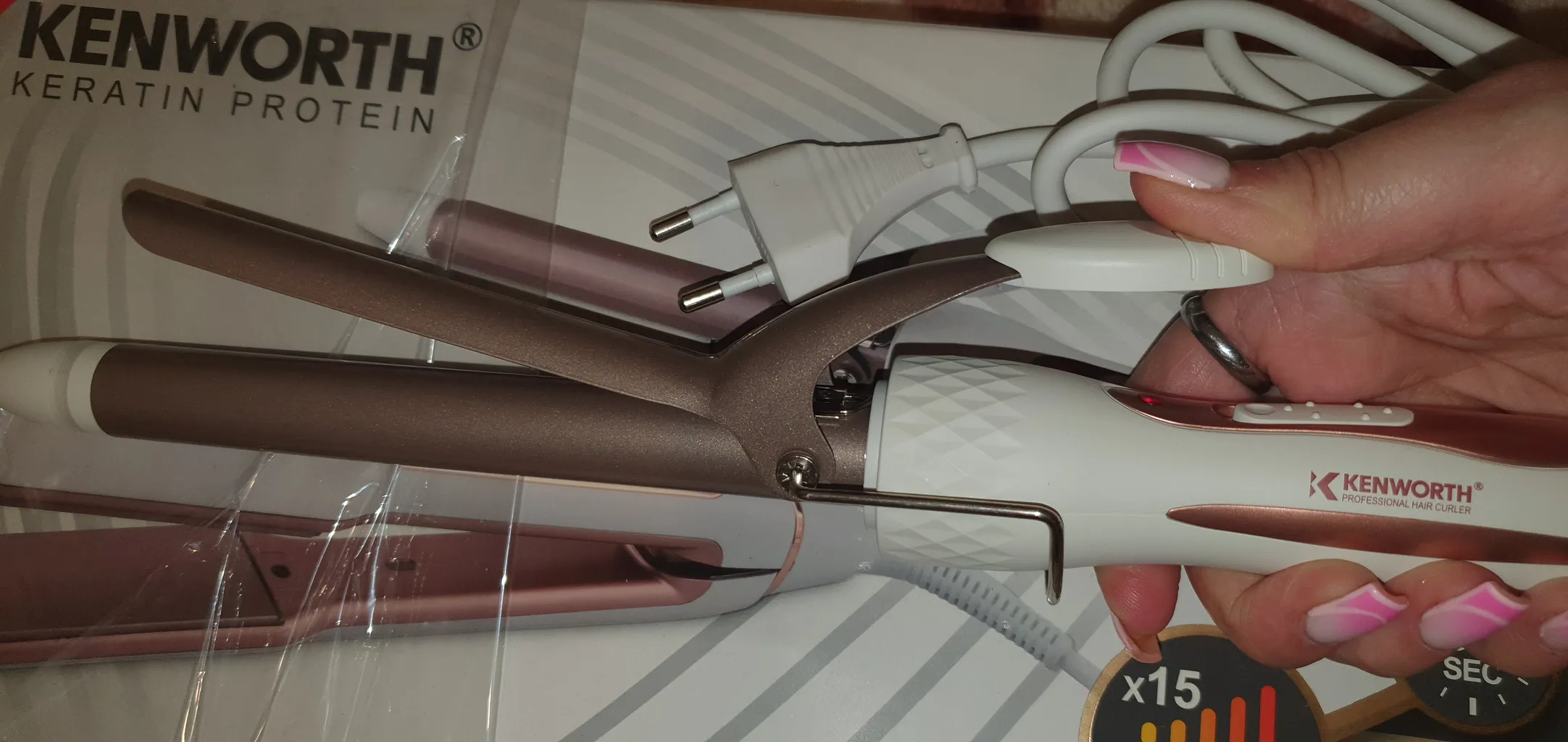 اتو مو کنورث مدل kw313 به همراه فر کننده مو