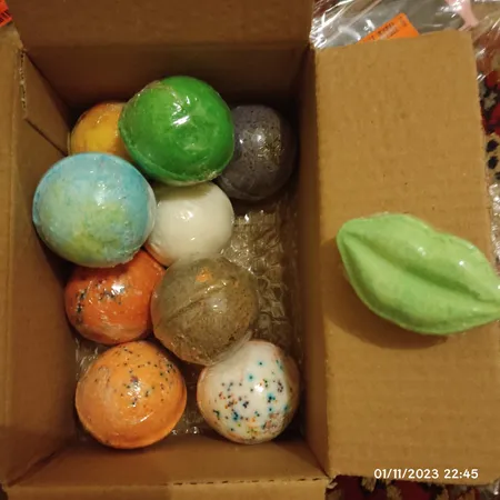 کوکتل نمک حمام اور مدل Mix Pedicure وزن 900 گرم بسته 9 عددی