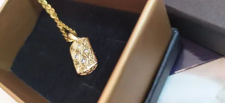 آویز گردنبند طلا 18 عیار زنانه طلای مستجابی مدل آوا کد 3686