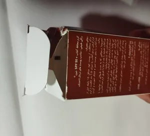 تجریه خرید کرم ضد آفتاب رنگی شون، 50 SPF، مدل Herbal Origin، مناسب پوست خشک تا نرمال تنالیته رنگ متوسط و حجم 50 میلی‌لیتر، محافظت کننده در برابر اشعه UVA، UVB، IR، بافت سبک و فاقد چربی، بدون ایجاد سفیدی، آبرسان، ضد التهاب و قرمزی، نرم کننده، با ماندگاری 2 ساعته