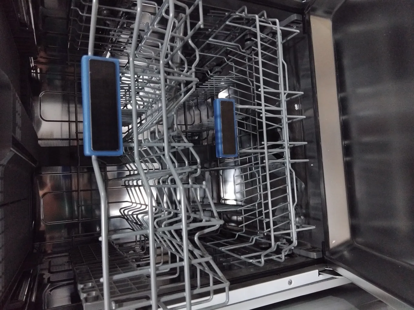 ماشین ظرفشویی 14 نفره ایکس ویژن مدل S140/W/S