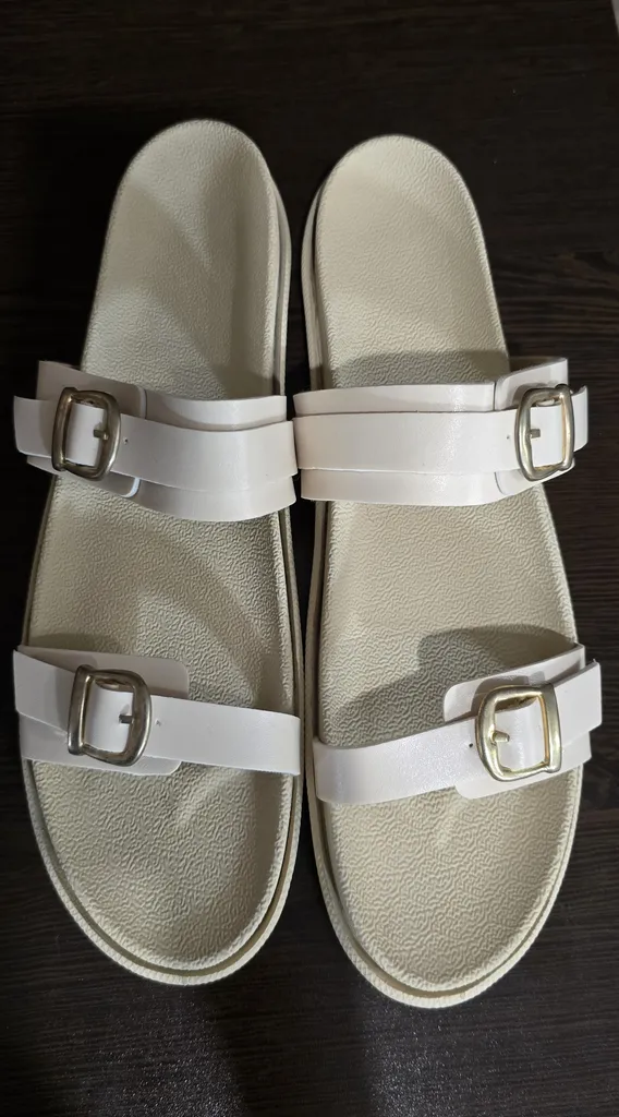 صندل زنانه مدل زاران