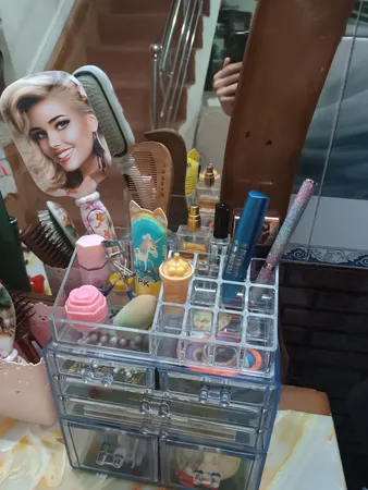 استند لوازم آرایشی مدل 06