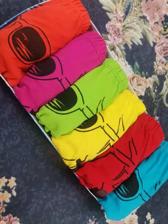 شورت زنانه آوین مدل چاپی کد 10 مجموعه 6 عددی