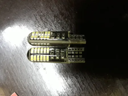 لامپ ال ای دی خودرو کد 5 بسته 2عددی