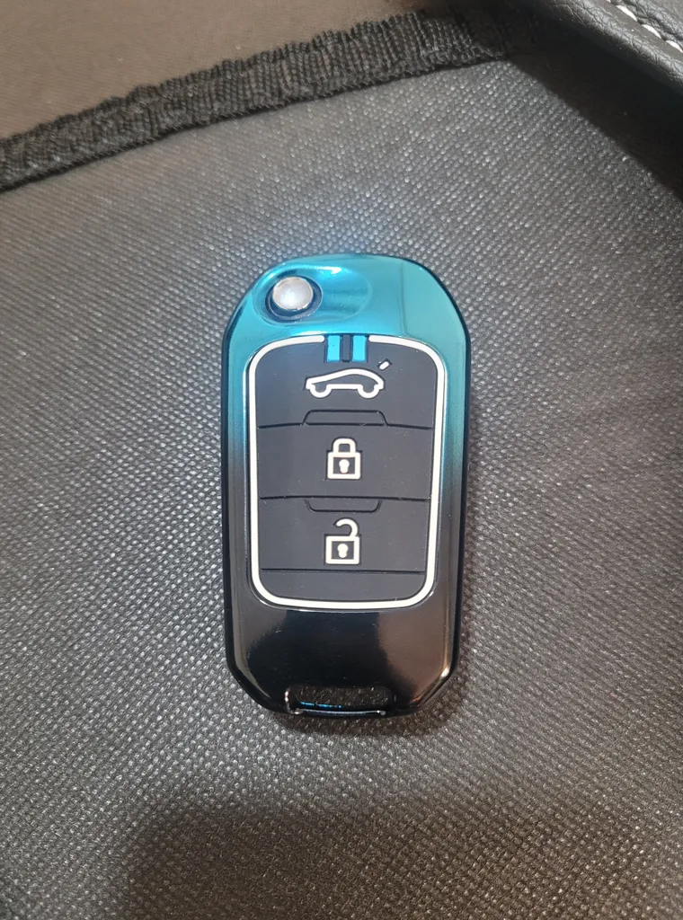 کاور ریموت و سوئیچ خودرو ام آر جی مدل A1111 طرح فلز گرادیانی مناسب برای تارا دستی