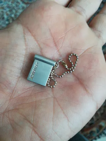 فلش مموری ایکس-انرژی مدل USB2.0 Gold ظرفیت 16 گیگابایت