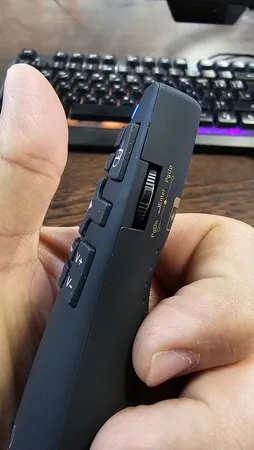 پرزنتر بی‌سیم ری مدل R900 Mini