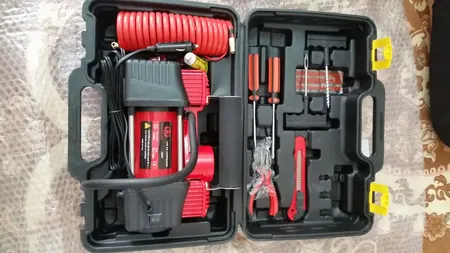 کمپرسور باد فندکی رویال مکس مدل RM-12V مجموعه 15 عددی